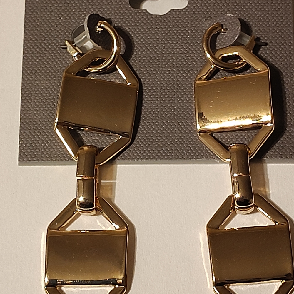 Daisy Fuentes Shiny Gold Geometric Drop Earrings - Picture 2 of 2